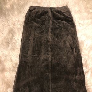 LIVE A LITTLE Long  brown suede leather skirt size 14. Great shape